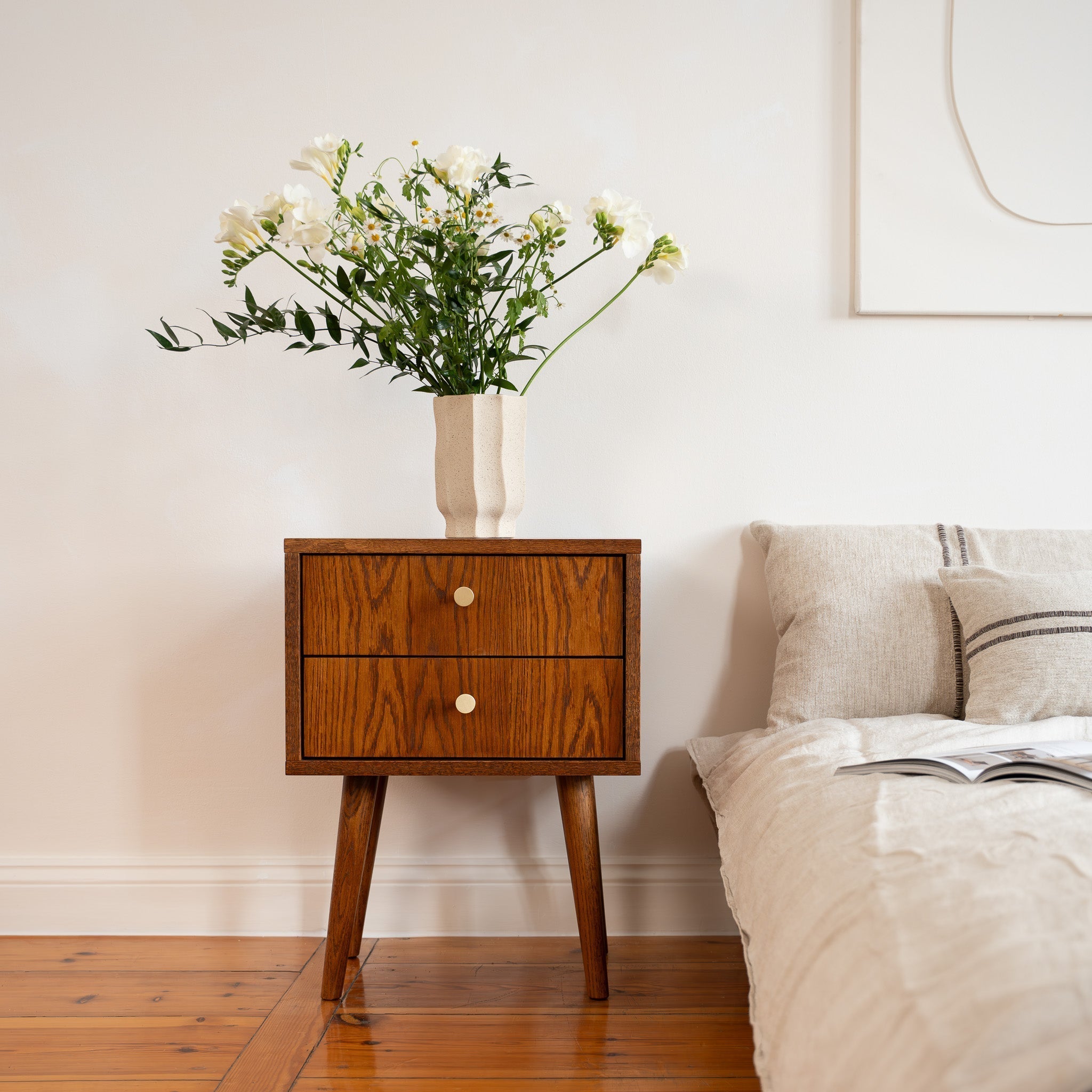 Vintage Bedroom – Which Furniture to Choose – Pastform Furniture