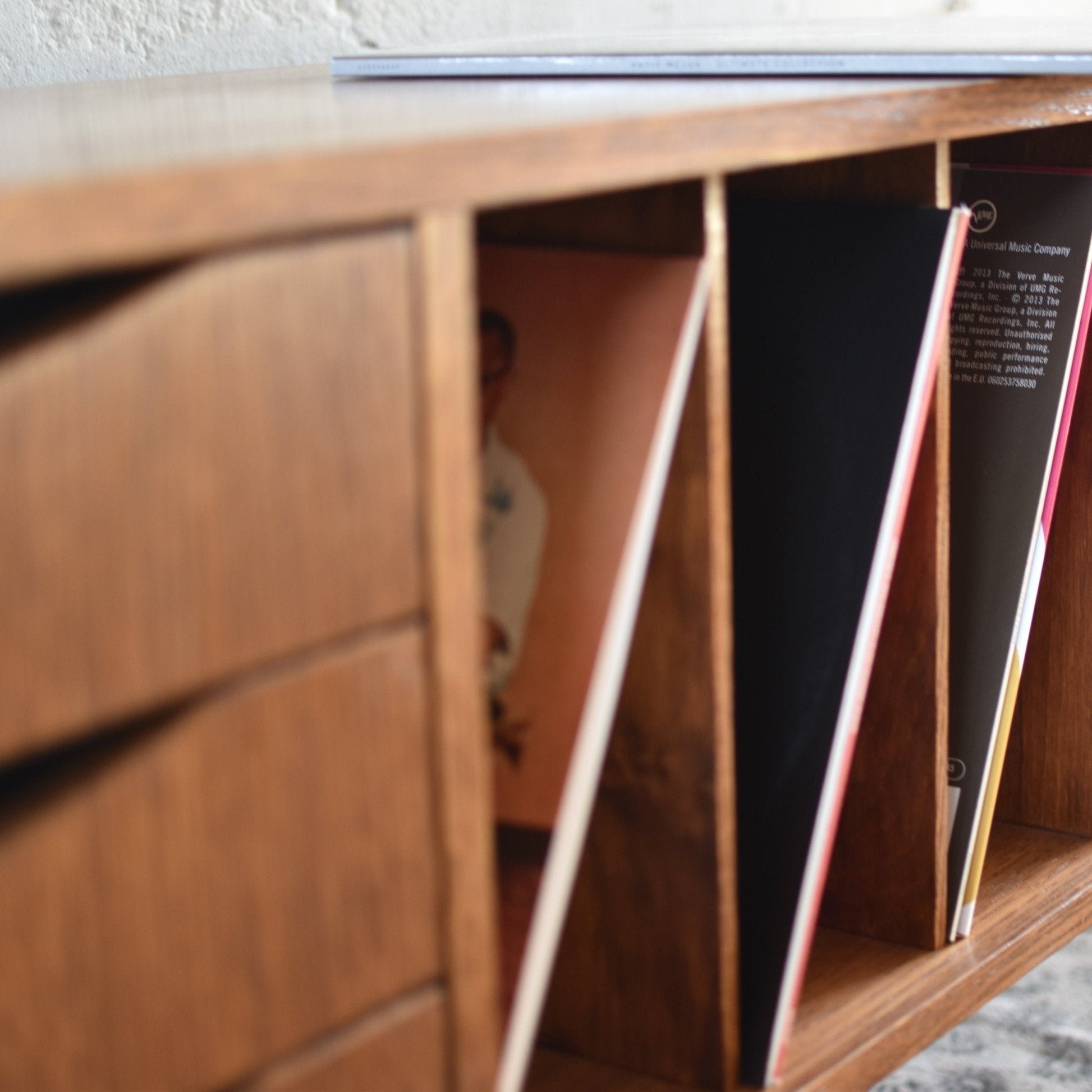 Komoda CLASSY VINYL - Pastform Furniture