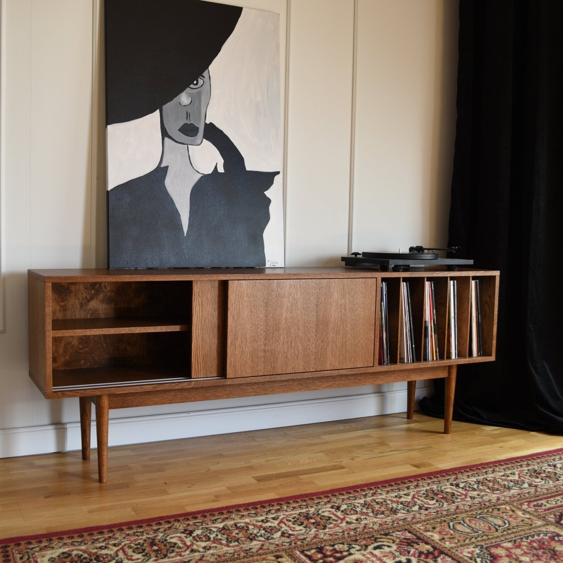 Komoda LOTV VINYL SLIDE - Pastform Furniture