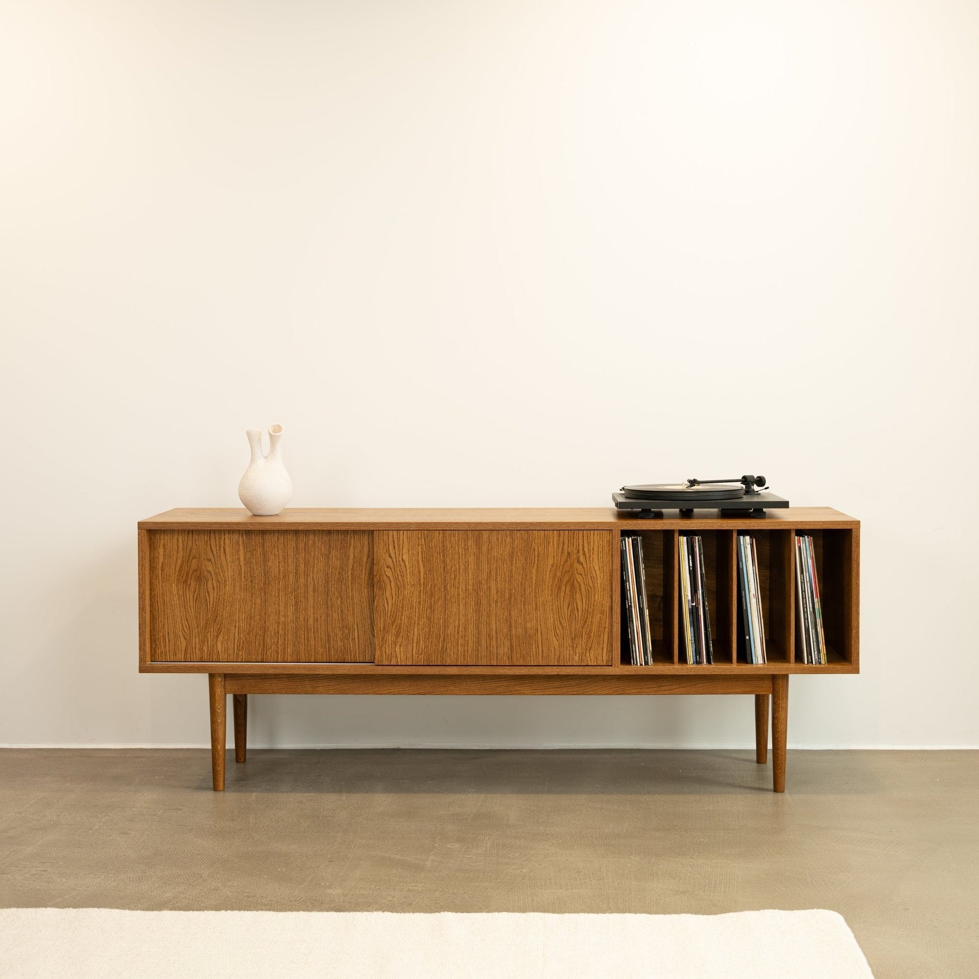 Komoda LOTV VINYL SLIDE - Pastform Furniture