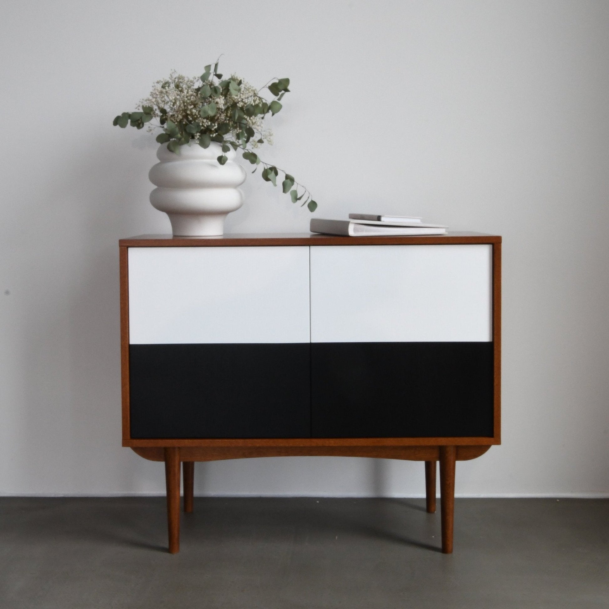 Komoda MID LANE - Pastform Furniture