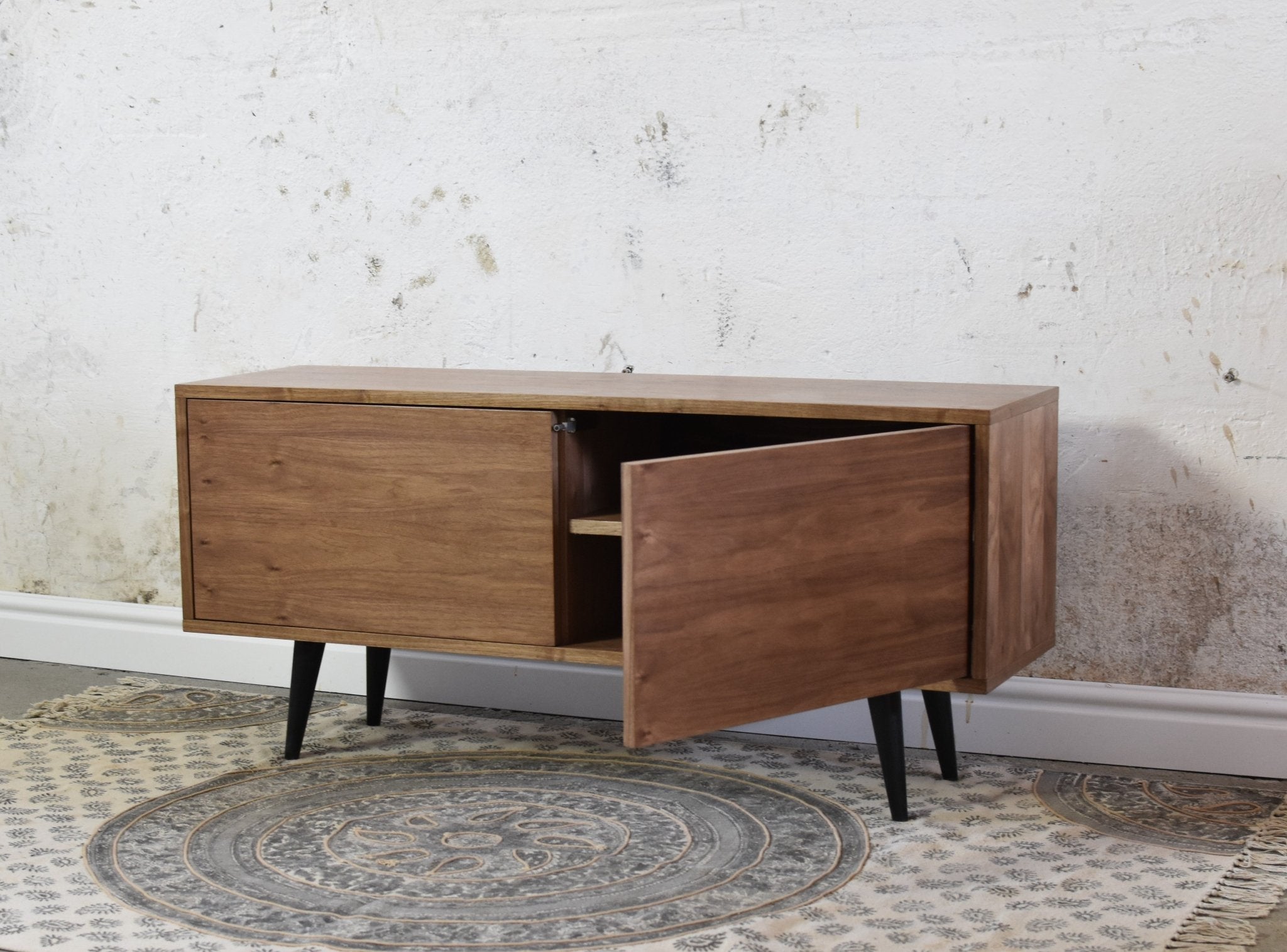 Komoda WALN - Pastform Furniture