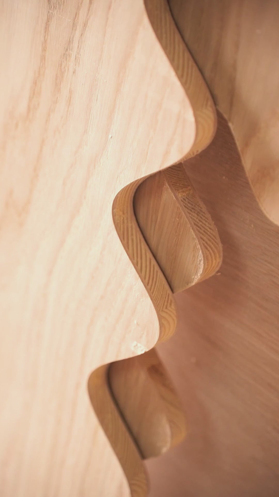 Load video: BLACKIE+ Nightstand