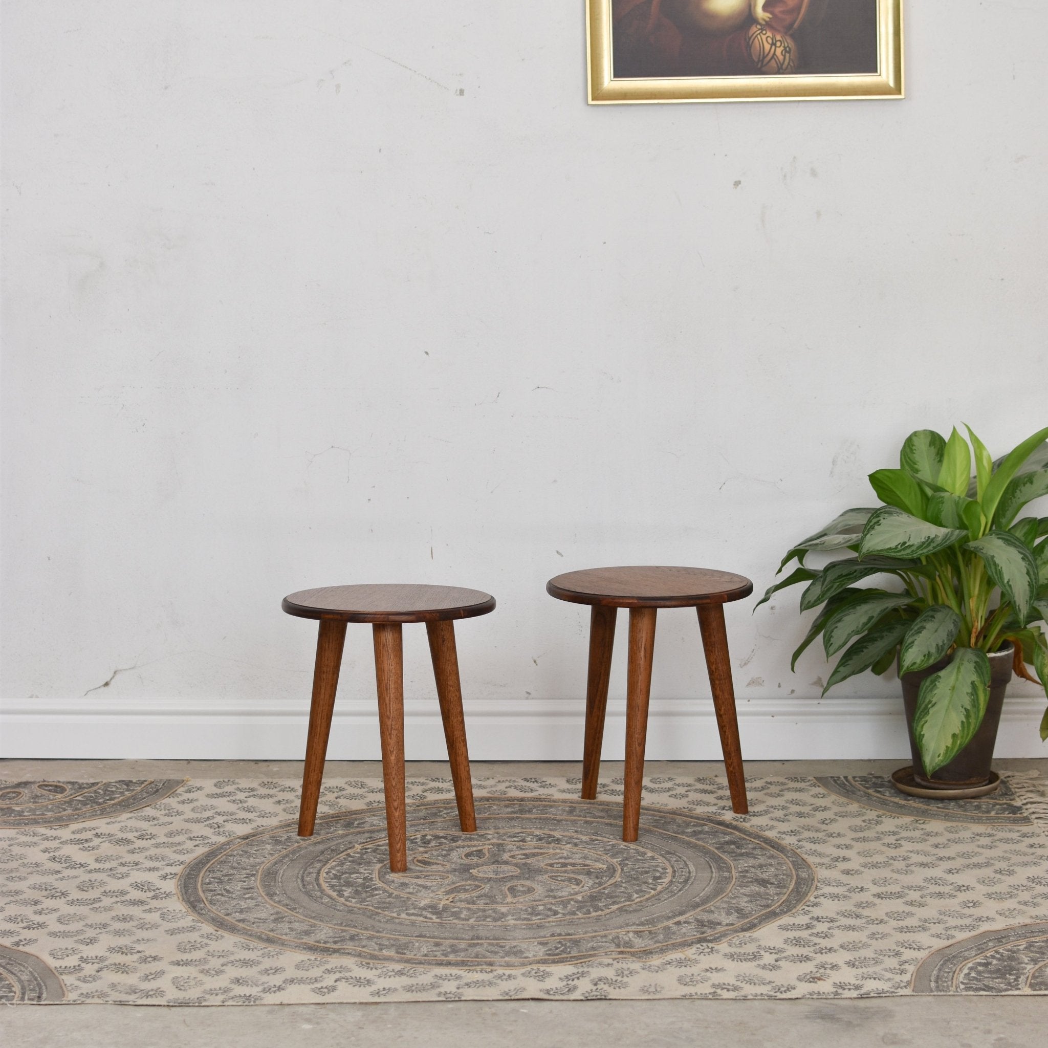 Stoliczek BRON - Pastform Furniture